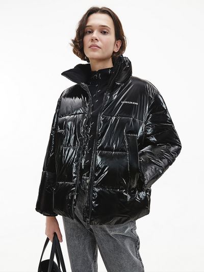 Calvin Klein Ruhák HU145093 | Calvin Klein Oversized High Shine Női Pufi Dzseki Fekete